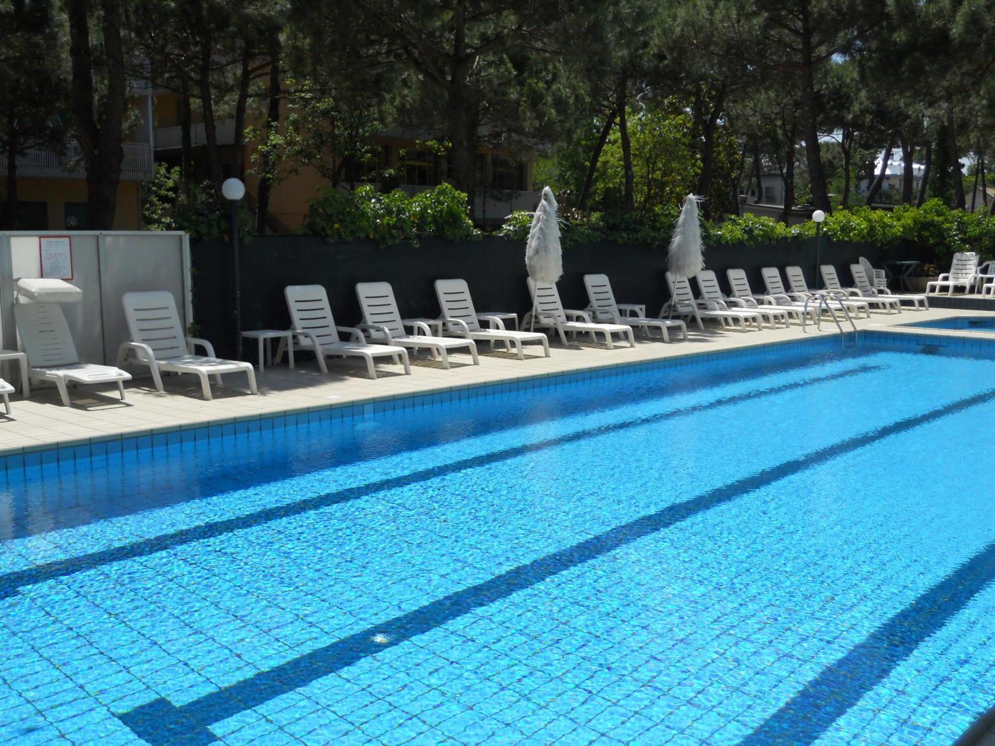 Hotel Sahara Milano Marittima Bagian luar foto